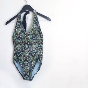 🛍•Athlete• NWOT One Piece Swimsuit